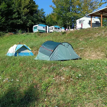 Wild אתר קמפינג Albareto (Parma)